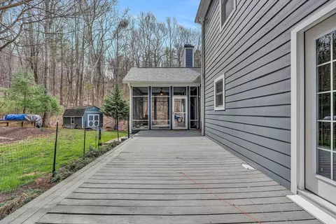 Exterior - 5671 Split Rail Ln, Roanoke, VA 24018 photo 11 of 17