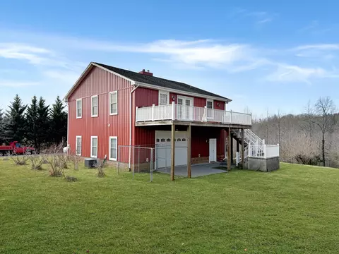 10820 Sontag Rd, Martinsville, VA 24112