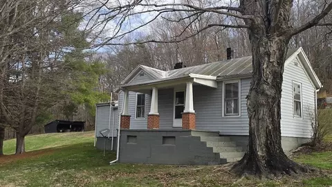 535 Waterworks Rd, Radford, VA 24141