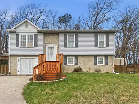 385 Tanglewood Dr, Christiansburg, VA 24073