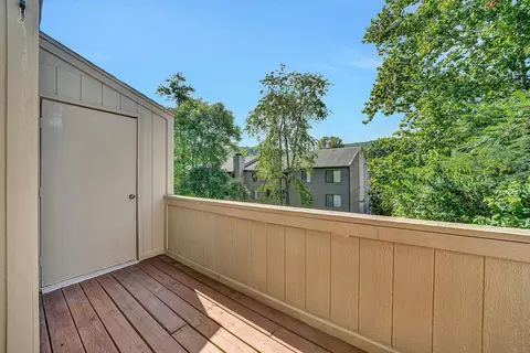 Exterior - 7311 Maple Ct, Roanoke, VA 24018 photo 2 of 10