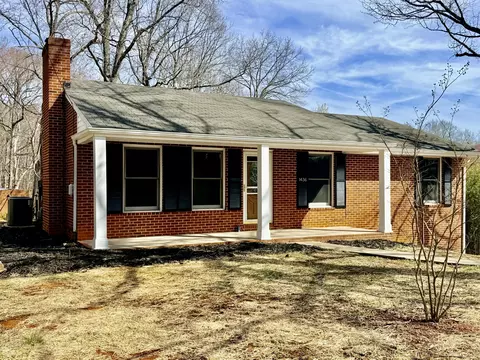 1436 Mountain Pass Rd, Blue Ridge, VA 24064