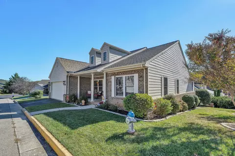 5432 Quail Ridge Cir, Roanoke, VA 24018