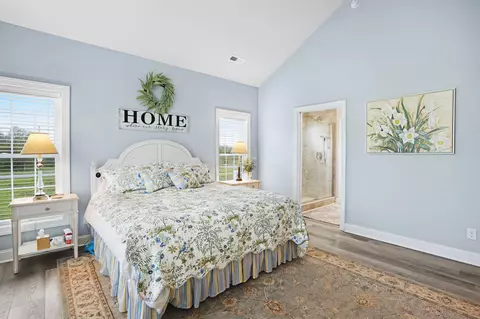 Bedroom - 1058 Eagle Crest Ln, Moneta, VA 24121 photo 11 of 16