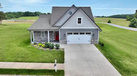 Exterior - 1058 Eagle Crest Ln, Moneta, VA 24121 photo 1 of 10