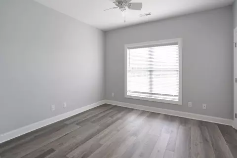 Bedroom - 1058 Eagle Crest Ln, Moneta, VA 24121 photo 5 of 16