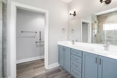 Bath - 1058 Eagle Crest Ln, Moneta, VA 24121 photo 1 of 9