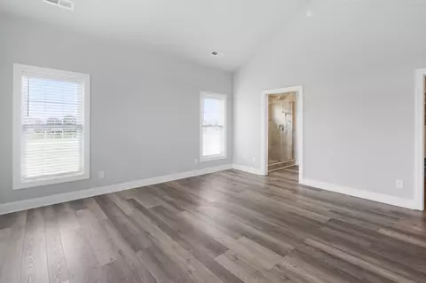 Bedroom - 1058 Eagle Crest Ln, Moneta, VA 24121 photo 1 of 16