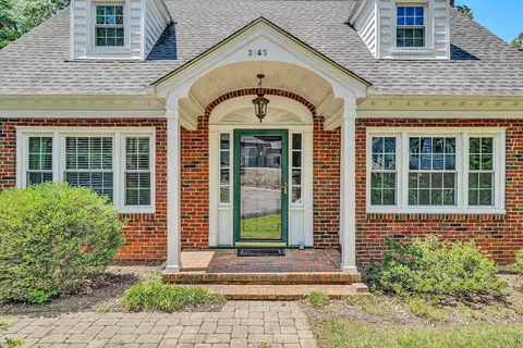 3143 W Ridge Rd SW, Roanoke, VA 24014