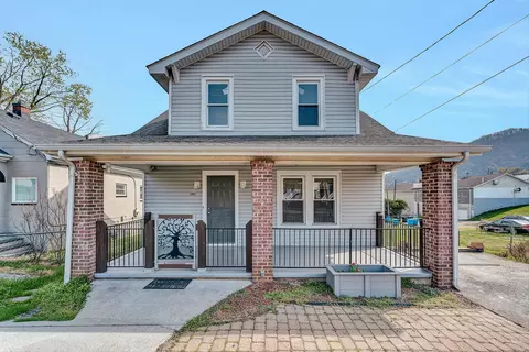 1001 Woodrow Ave SE, Roanoke, VA 24013