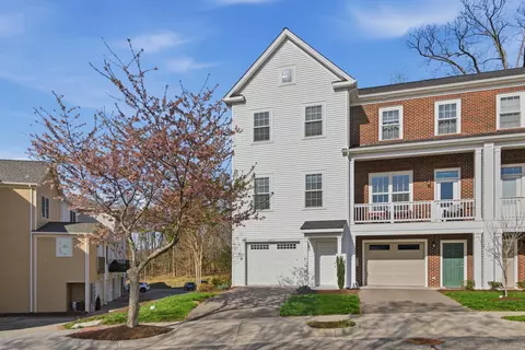 3837 Colonial Green Cir SW, Roanoke, VA 24018