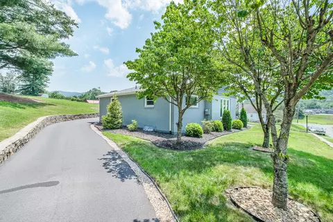 Exterior - 1307 S Massie Ave, Covington, VA 24426 photo 9 of 9