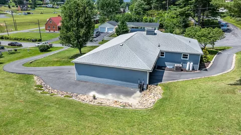 View/Area - 1307 S Massie Ave, Covington, VA 24426 photo 2 of 2