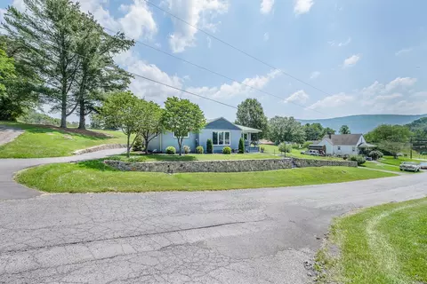 Exterior - 1307 S Massie Ave, Covington, VA 24426 photo 3 of 9