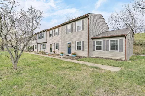 162 Tinkerview Dr, Cloverdale, VA 24077