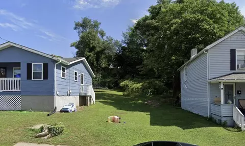 401 Harrison Ave NW, Roanoke, VA 24016