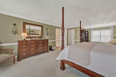 Bedroom - 1935 Springmill Rd, Salem, VA 24153 photo 2 of 4