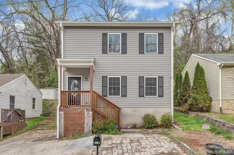 1452 Varnell Ave NE, Roanoke, VA 24012