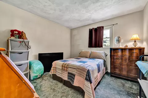 Bedroom - 3707 Springvale St SE, Roanoke, VA 24014 photo 1 of 2