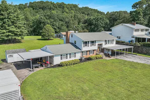 Other - 3707 Springvale St SE, Roanoke, VA 24014 photo 3 of 11
