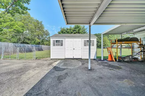 Exterior - 3707 Springvale St SE, Roanoke, VA 24014 photo 1 of 8