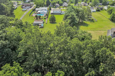 View/Area - 3707 Springvale St SE, Roanoke, VA 24014 photo 1 of 6