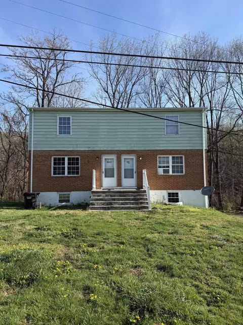 6035 Twine Hollow Rd, Salem, VA 24153