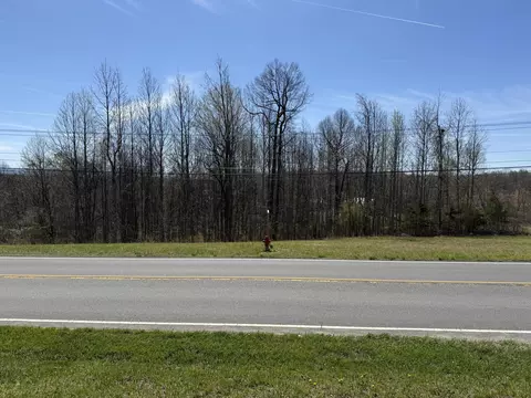 3 Booker T Washington Highway # a, Moneta, VA 24121