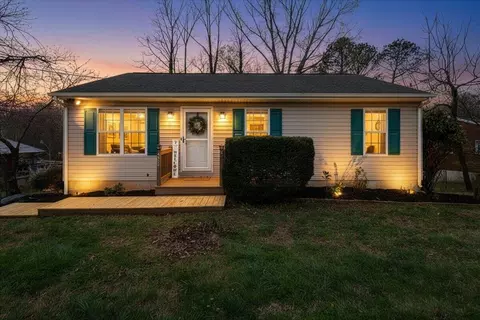 4926 Northwood Dr NW, Roanoke, VA 24017