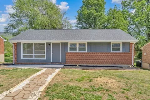 4417 Holmes St NE, Roanoke, VA 24012