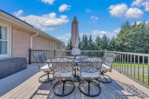 Exterior - 55 Murray Ct, Roanoke, VA 24019 photo 8 of 23
