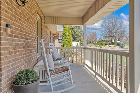 Exterior - 55 Murray Ct, Roanoke, VA 24019 photo 2 of 23