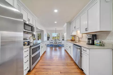 Kitchen - 55 Murray Ct, Roanoke, VA 24019 photo 1 of 12