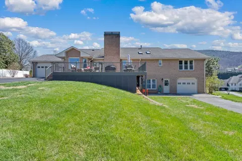 Exterior - 55 Murray Ct, Roanoke, VA 24019 photo 14 of 23