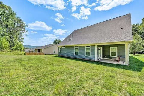Exterior - 4273 Daugherty Rd, Salem, VA 24153 photo 6 of 7