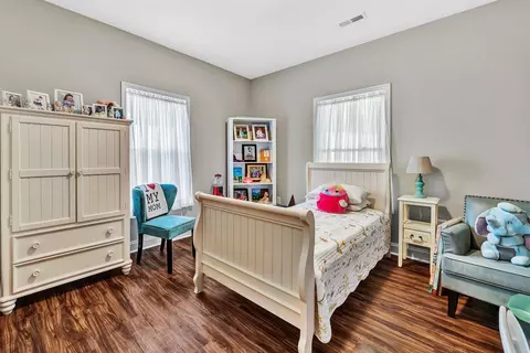 Bedroom - 4273 Daugherty Rd, Salem, VA 24153 photo 4 of 4