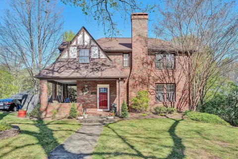 3207 White Oak Rd SW, Roanoke, VA 24014