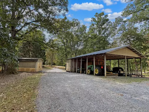 Exterior - 411 Hardbarger Rd, Buchanan, VA 24066 photo 21 of 28