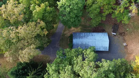 Exterior - 411 Hardbarger Rd, Buchanan, VA 24066 photo 14 of 28