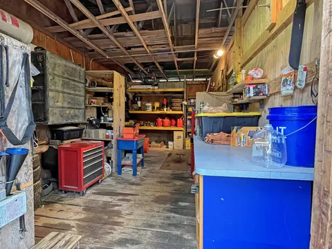 Exterior - 411 Hardbarger Rd, Buchanan, VA 24066 photo 20 of 28