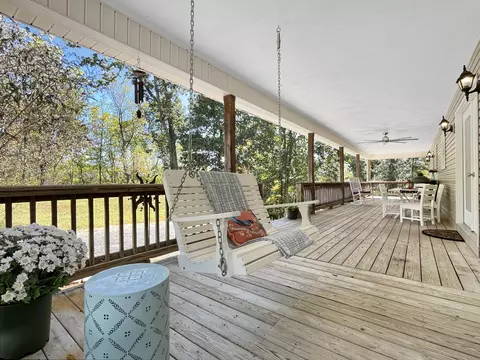 Exterior - 411 Hardbarger Rd, Buchanan, VA 24066 photo 9 of 28