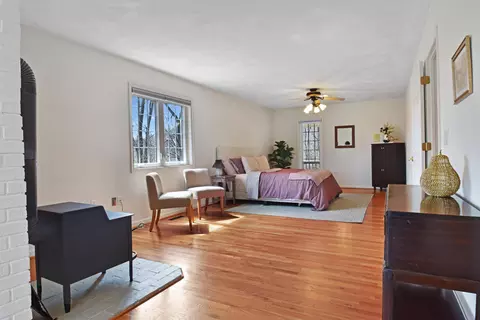 Bedroom - 411 Hardbarger Rd, Buchanan, VA 24066 photo 1 of 8