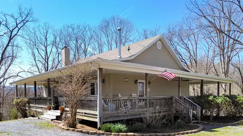 Exterior - 411 Hardbarger Rd, Buchanan, VA 24066 photo 5 of 28