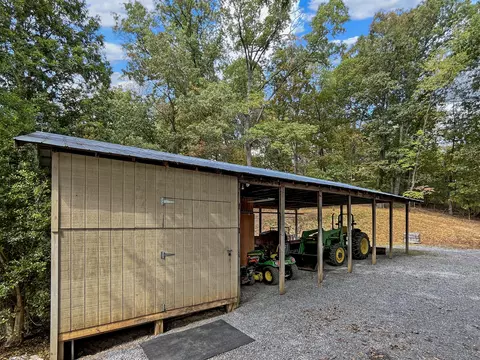 Exterior - 411 Hardbarger Rd, Buchanan, VA 24066 photo 19 of 28