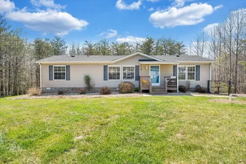 1469 Gander Ln, Bedford, VA 24523