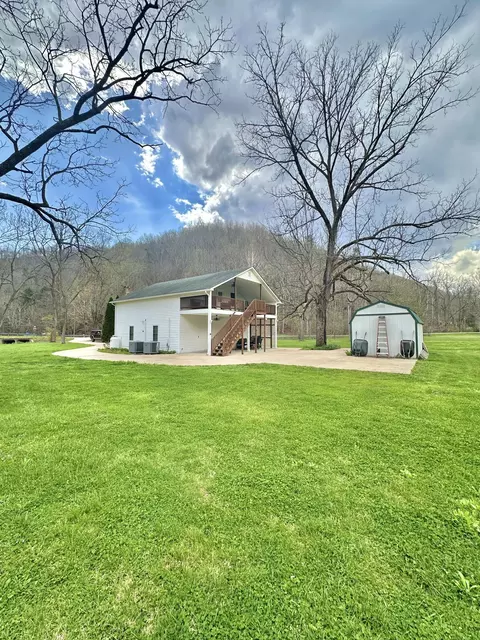 Exterior - 800 E Morris Hill Rd, Covington, VA 24426 photo 5 of 42