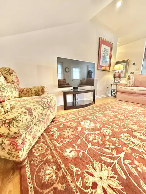 Living - 800 E Morris Hill Rd, Covington, VA 24426 photo 6 of 8