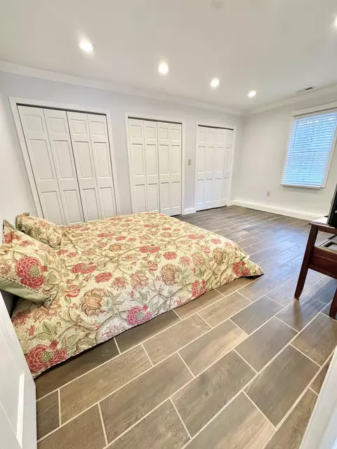 Bedroom - 800 E Morris Hill Rd, Covington, VA 24426 photo 5 of 6