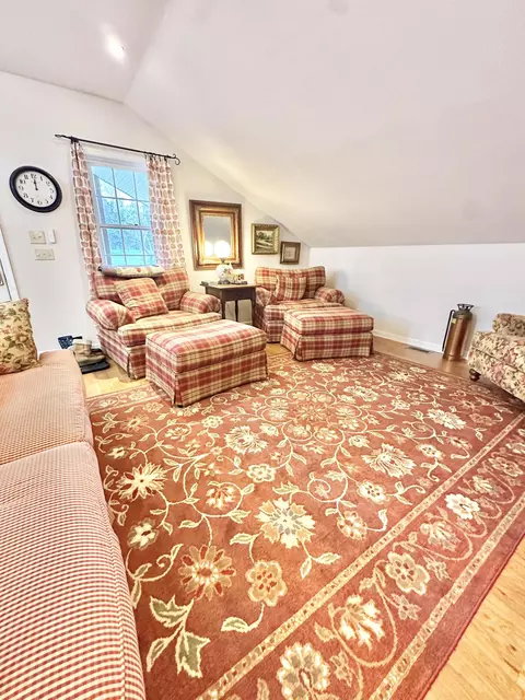Living - 800 E Morris Hill Rd, Covington, VA 24426 photo 5 of 8