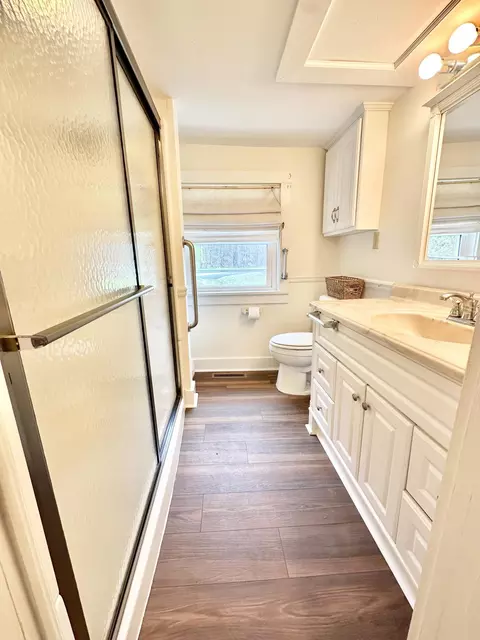 Bath - 800 E Morris Hill Rd, Covington, VA 24426 photo 1 of 9
